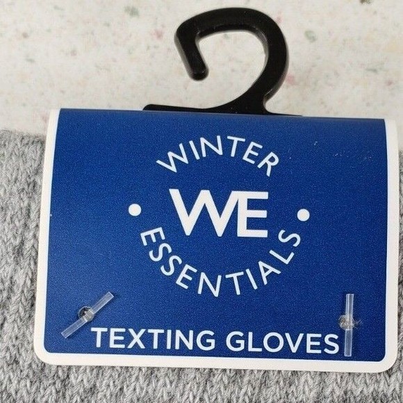 Winter Essentials Warm Gray Winter Texting Gloves Unisex One Size Fits All - Picture 3 of 9